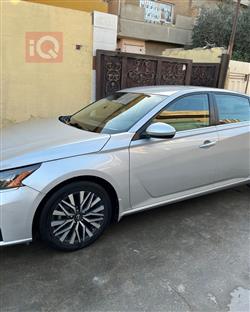 نيسان ألتيما